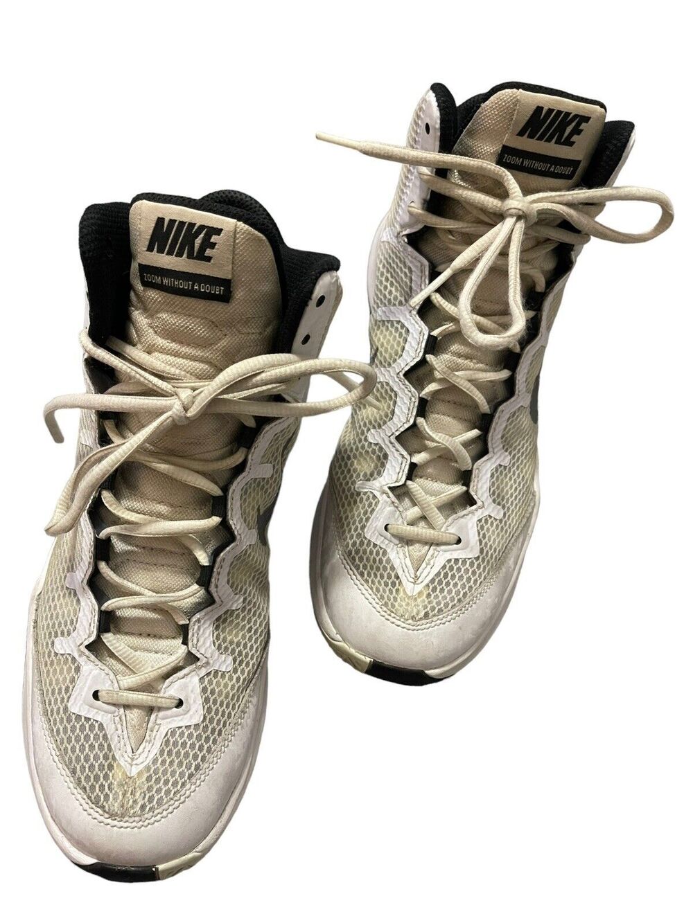 NIKE Zoom Without a Doubt Shoes 749432-100 White/Black Size 8.5